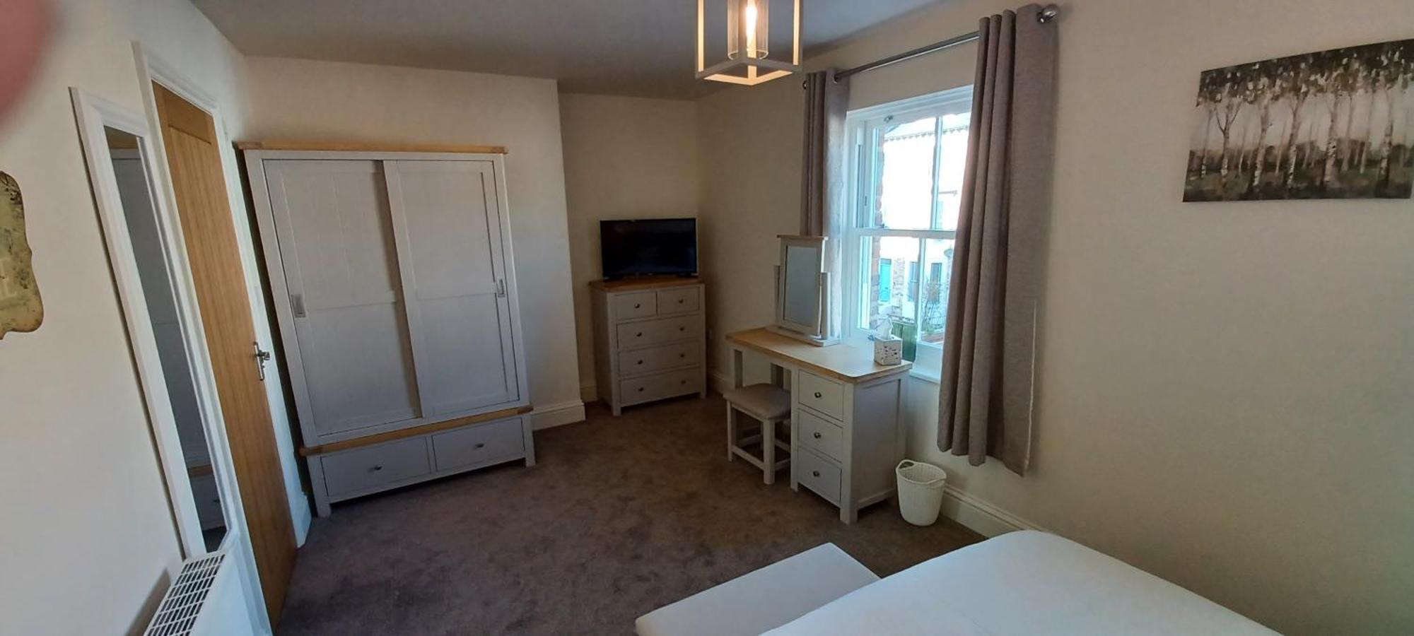 Вилла West Cliff Townhouse With Parking Уитби Экстерьер фото