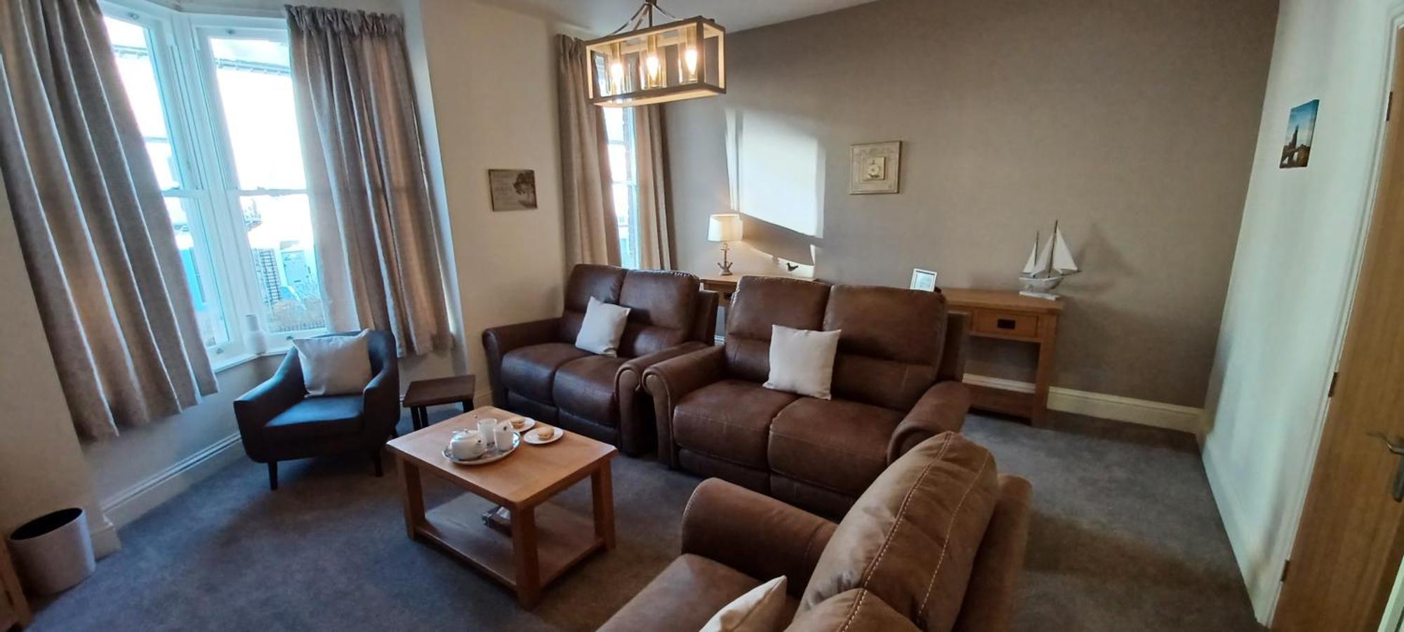 Вилла West Cliff Townhouse With Parking Уитби Экстерьер фото
